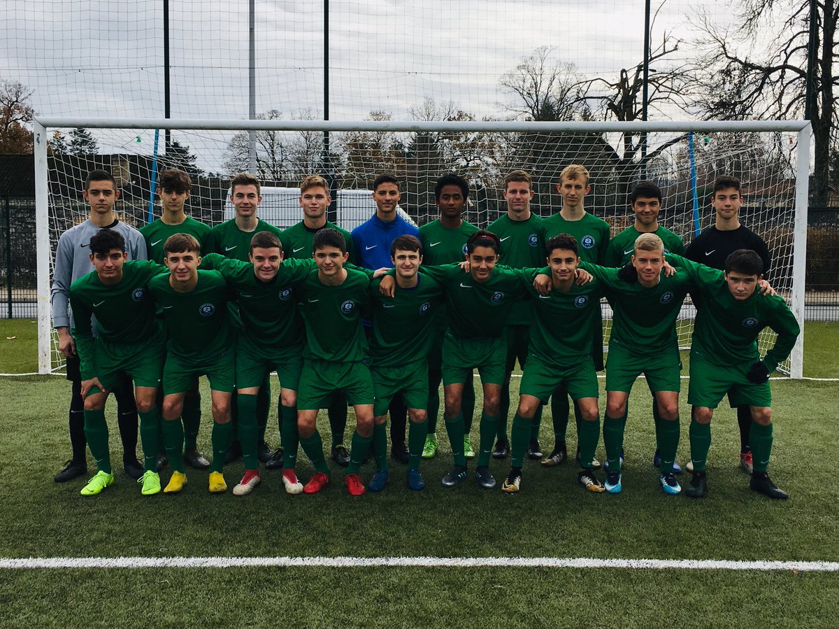BACK TO LIMOGES

5 ans après sa dernière participation la section retrouve une phase finale de championnat de France UNSS.