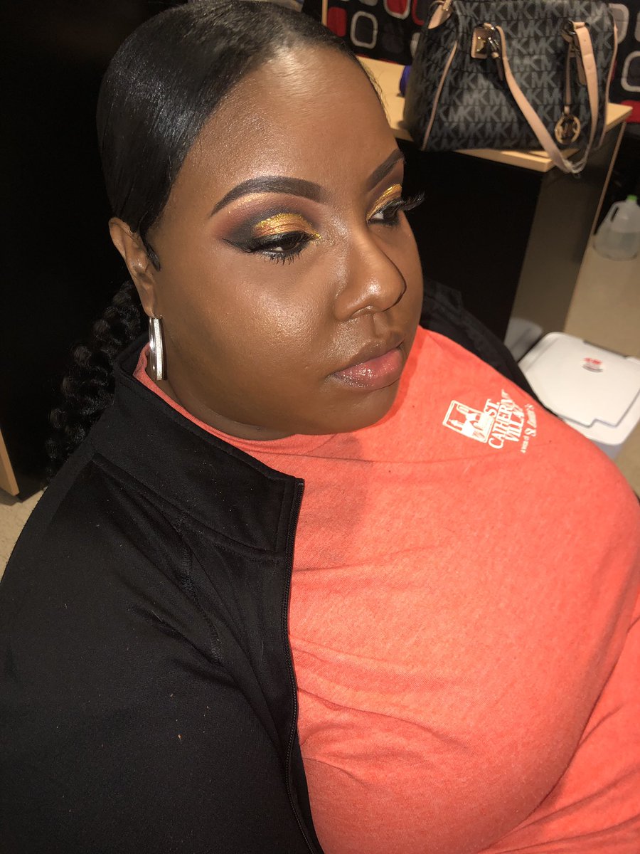 getclassywitsas's tweet photo. FULL FACE😍✨ #GetClassyWithSasha #JSU https://t.co/qArv40jVgH