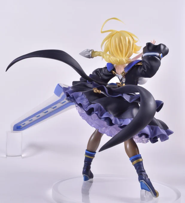 新作『Es ~BBCF.Ver~』完成しました!
1/7スケール(H202×W292)、61パーツ(髪とパニエ5層がクリアパーツ)
ハイキューパーツ様 の瞳デカールが付属、複製は今回も(有)喜久屋様です。
未塗装未組立¥15,000-  満足村【5-35-12】で販売します。
当日は是非ブースまでお越しください。
#wf2019w #BLAZBLUE 