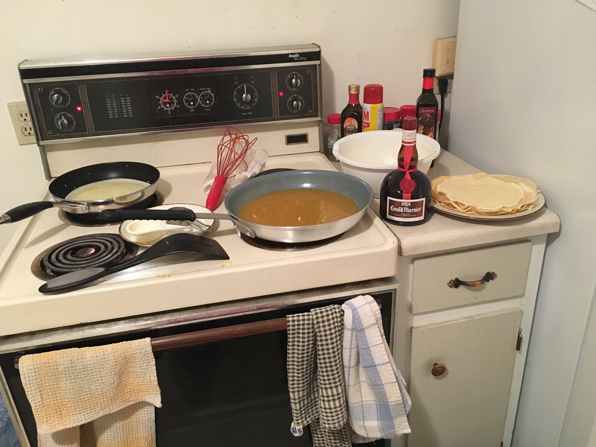 elysehamel's tweet image. 1 am Crêpe Suzettes making! #CommitToTheBit #LaChandeleur