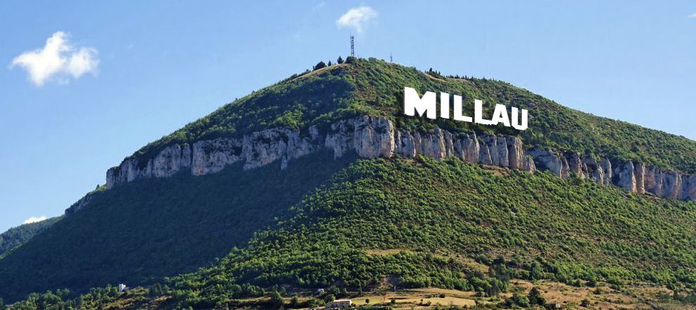 EnduranceShop12's tweet photo. ➡️ MILLAULIWOOD sur la Poucho !
➡️ Des lettres de plus de 8m de haut chacune, montées à dos d'hommes par les bénévoles du Club des Entrepreneurs Millavois 😀
➡️ 2 jours d'efforts intenses pour un résultat impressionnant ! 😃
Qu'en pensez-vous ?
✅ Merci à Damien Andre pour la… https://t.co/x4Wsy0h7eg