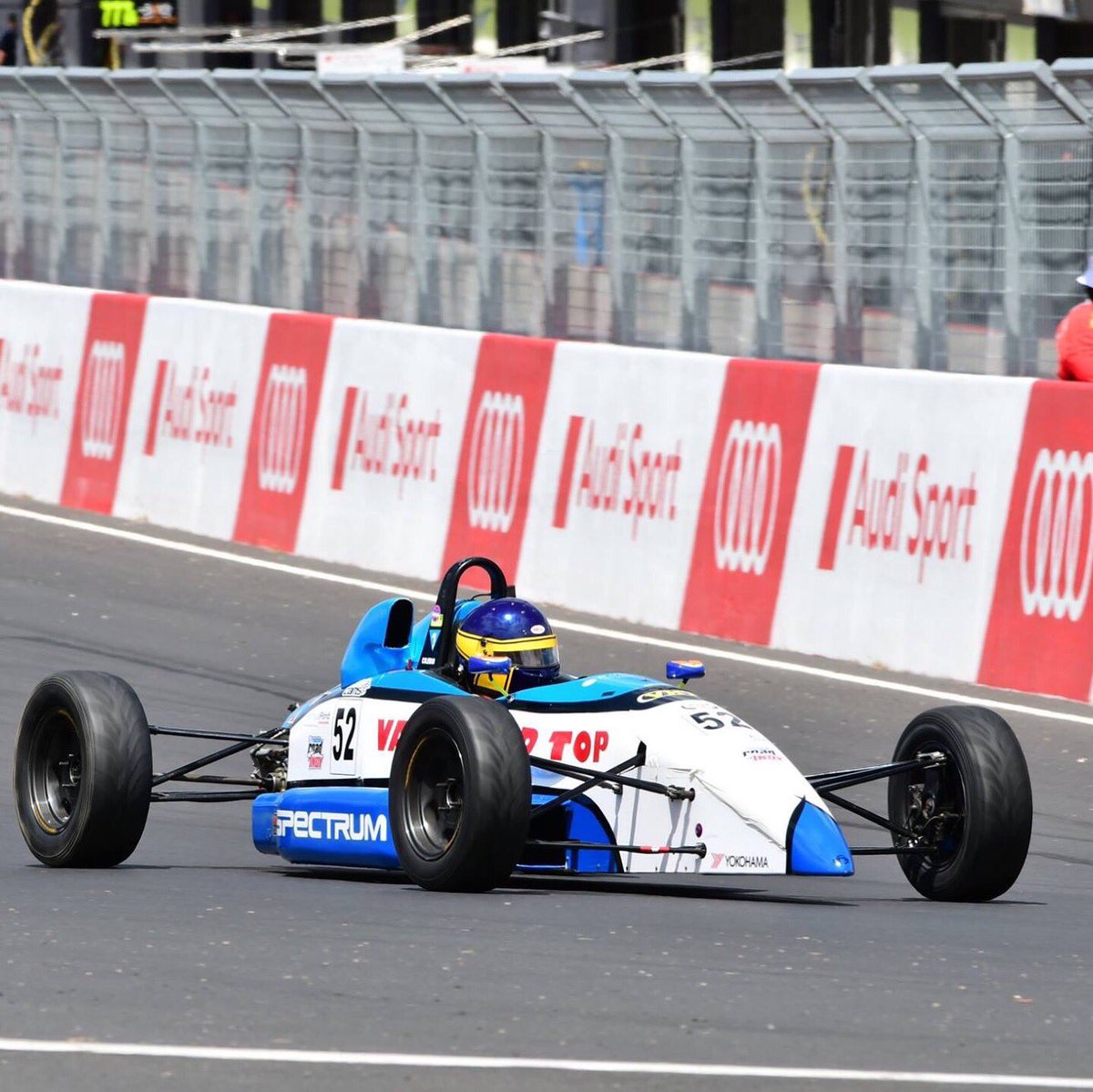 TeamEllery's tweet photo. This is it for our @Bathurst12hour event. Congratulations to our drivers for their huge efforts and great results! Check out our wrap up on Facebook ⬇️
https://t.co/MlHeFAgeVn
#b12hr #formulaford #ff1600 #ellerymotorsport #bathurst #ffordaus #ffordaus50 https://t.co/VRJEXEglHY