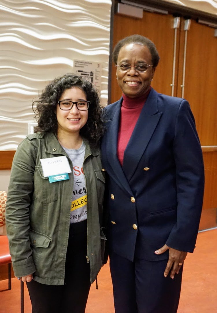 Dr_Wanda_Austin's tweet photo. With Krystal Gallegos, a USC sophomore majoring in International Relations, who also happens to be a first-gen college student. In a few weeks, she will lead a USC delegation to Princeton for a conference focused on first-gen, lower-income students. Fight On! #USCFirstGen https://t.co/EuAW5pkkgC