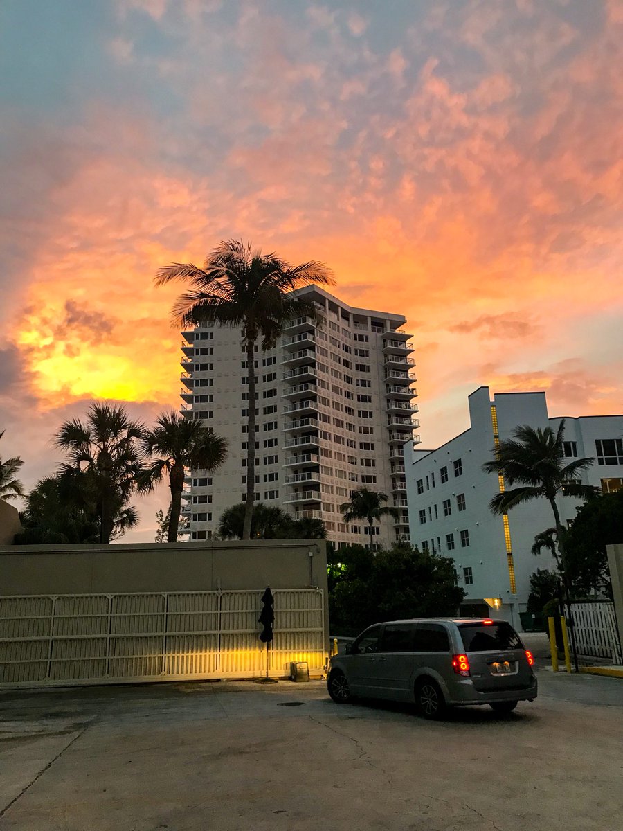 jackfrasss's tweet photo. When I went on break earlier #frasssvisuals https://t.co/sBfyR6xCsE