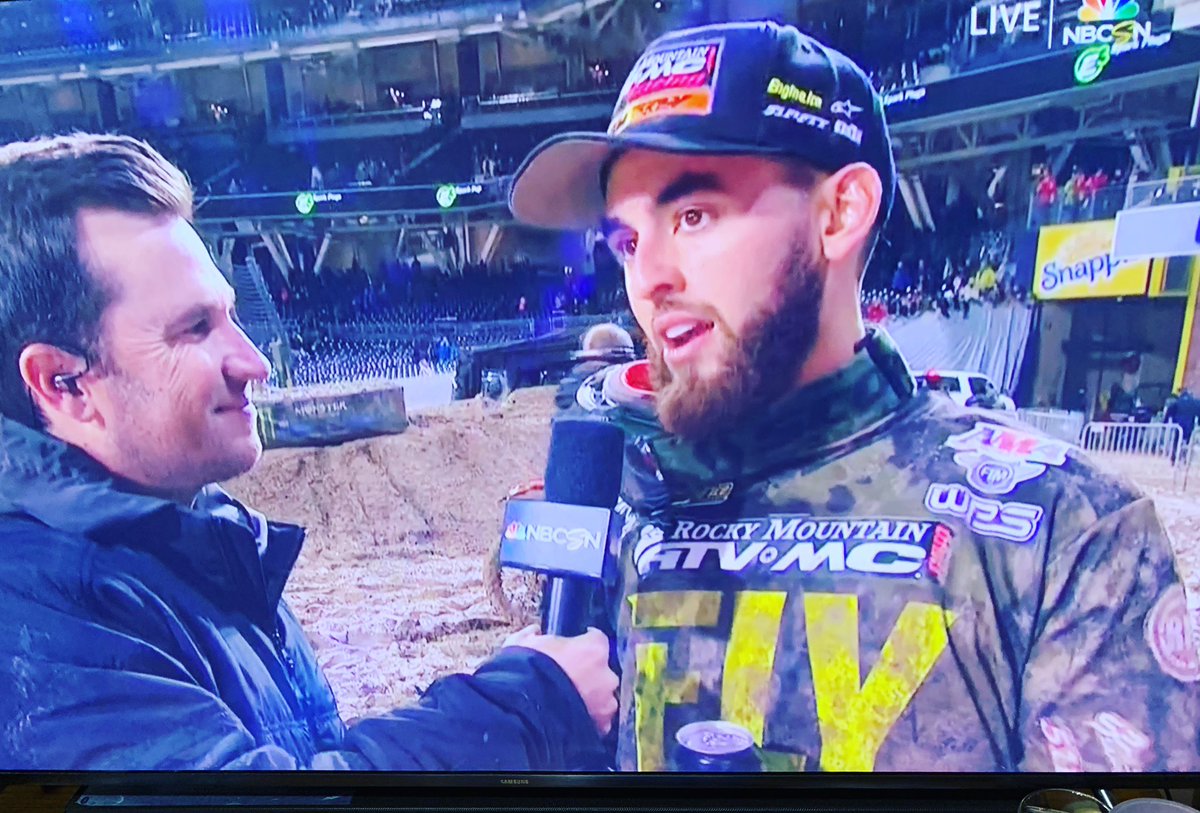 EngineIce's tweet photo. Great job all night @justinbogle19 @teamrmatvmc @engineice #kingofcoolants #winningwithengineice https://t.co/Etn6zSBjmH