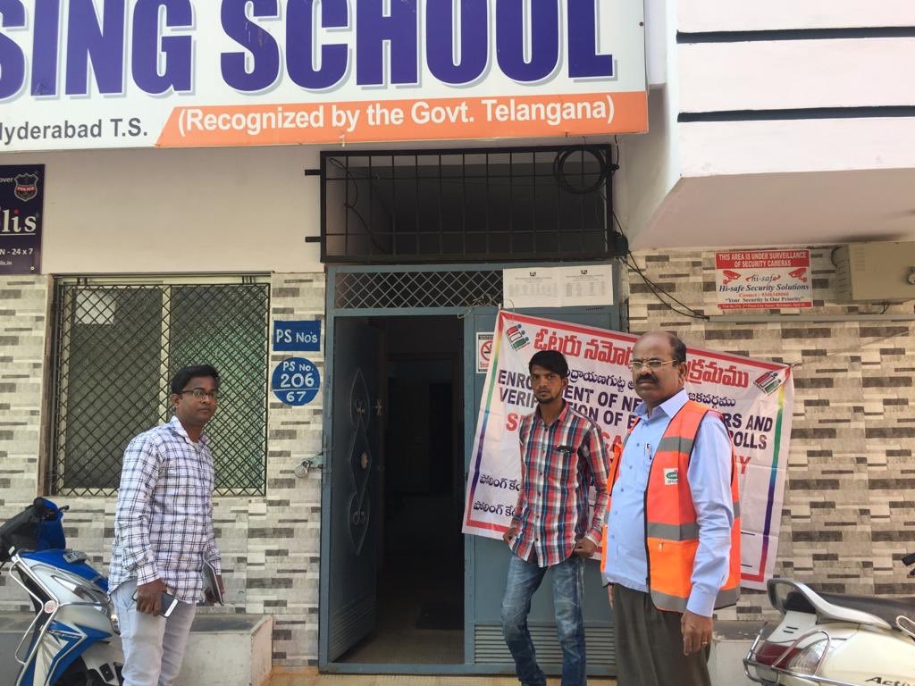 mohanreddy18765's tweet photo. Inspection of BLo attendance ps no 206 , chandrayan guttaAC spl campaign day on 3-2-2019 by ERO -67 Chandrayanagutta &amp; Dc-8 https://t.co/xmgKs9ybuq