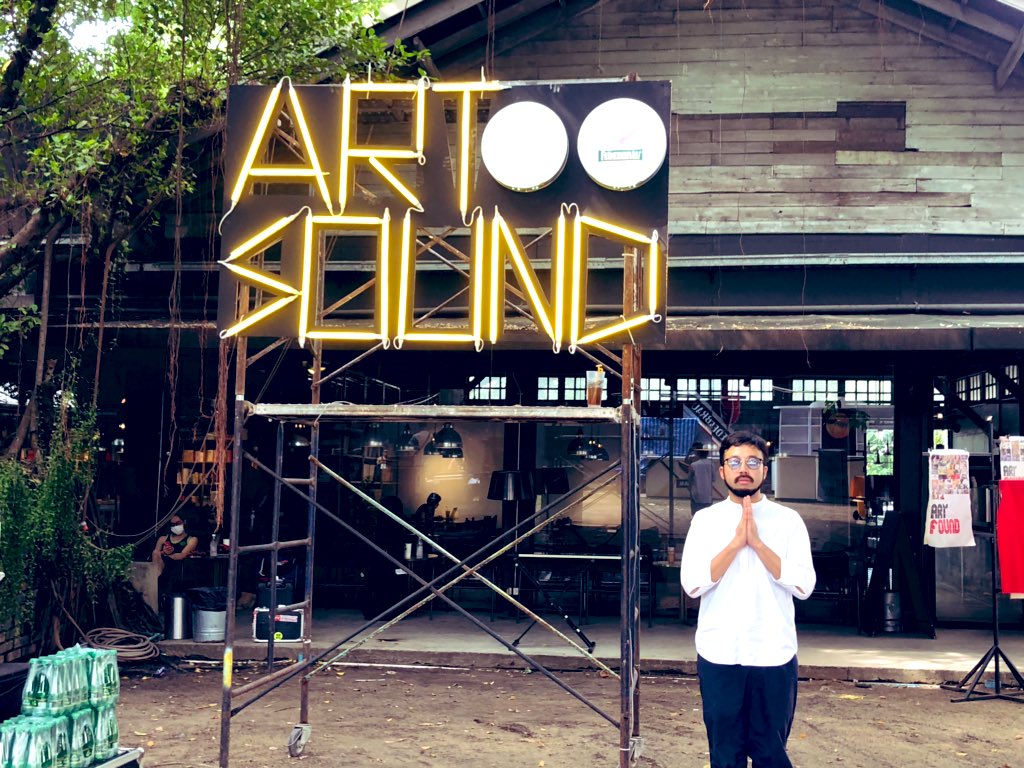 RyuMatsu_Info's tweet photo. 本日夜はバンコクのThe Jam Factoryで開催されているイベント、ArtGroundに出演します!
19:10から出演です。
タイにいる方はぜひ!
#ryumatsuyama
#TheJamFactory
#ArtGround https://t.co/QzngmkLtwU