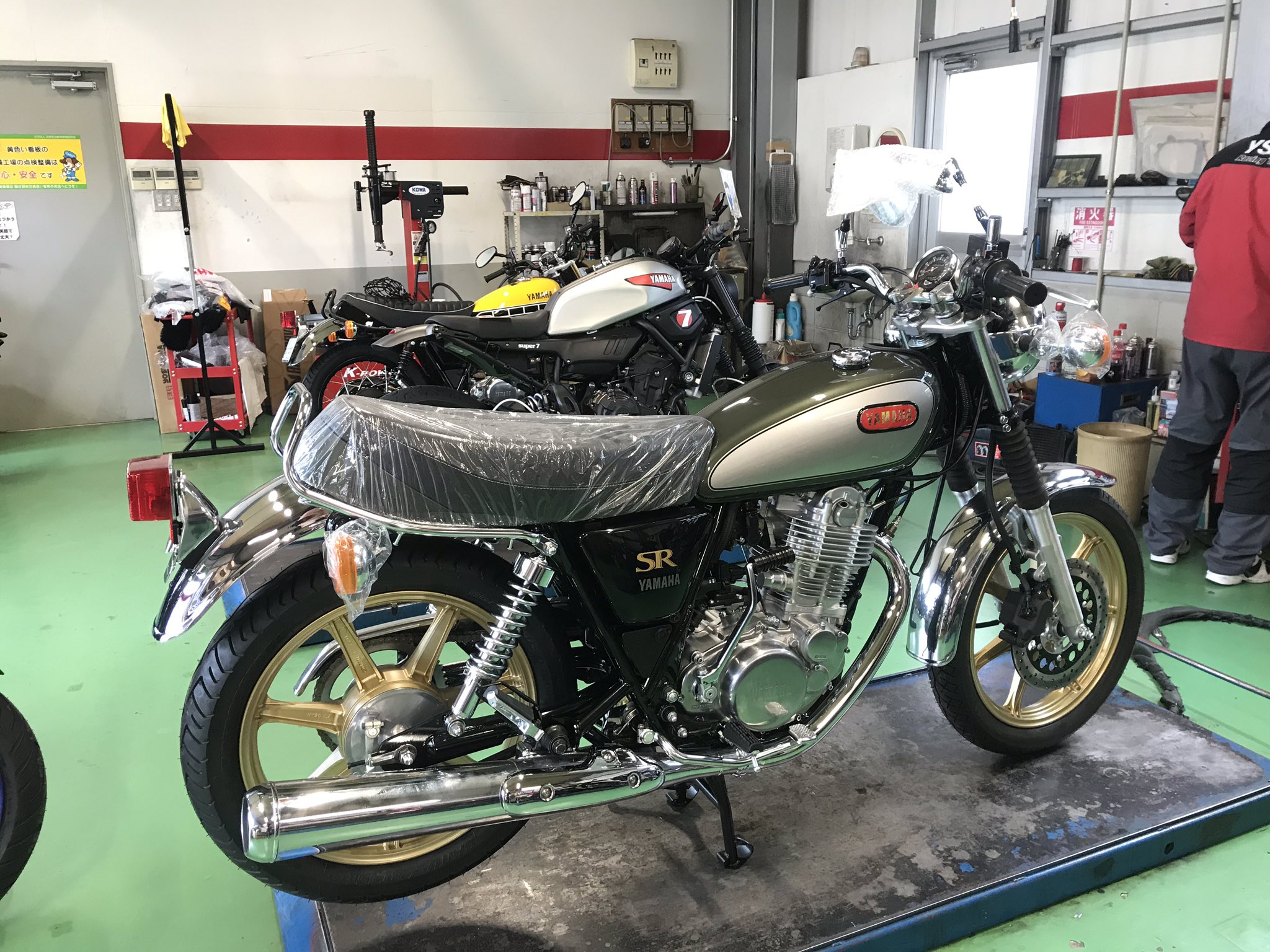 ヤマハ　xs650 キャスト ホイール 前後セット 純正　流用 ヤマハ xs650 キャスト ホイール 前後セット 純正 流用 XS650のリア