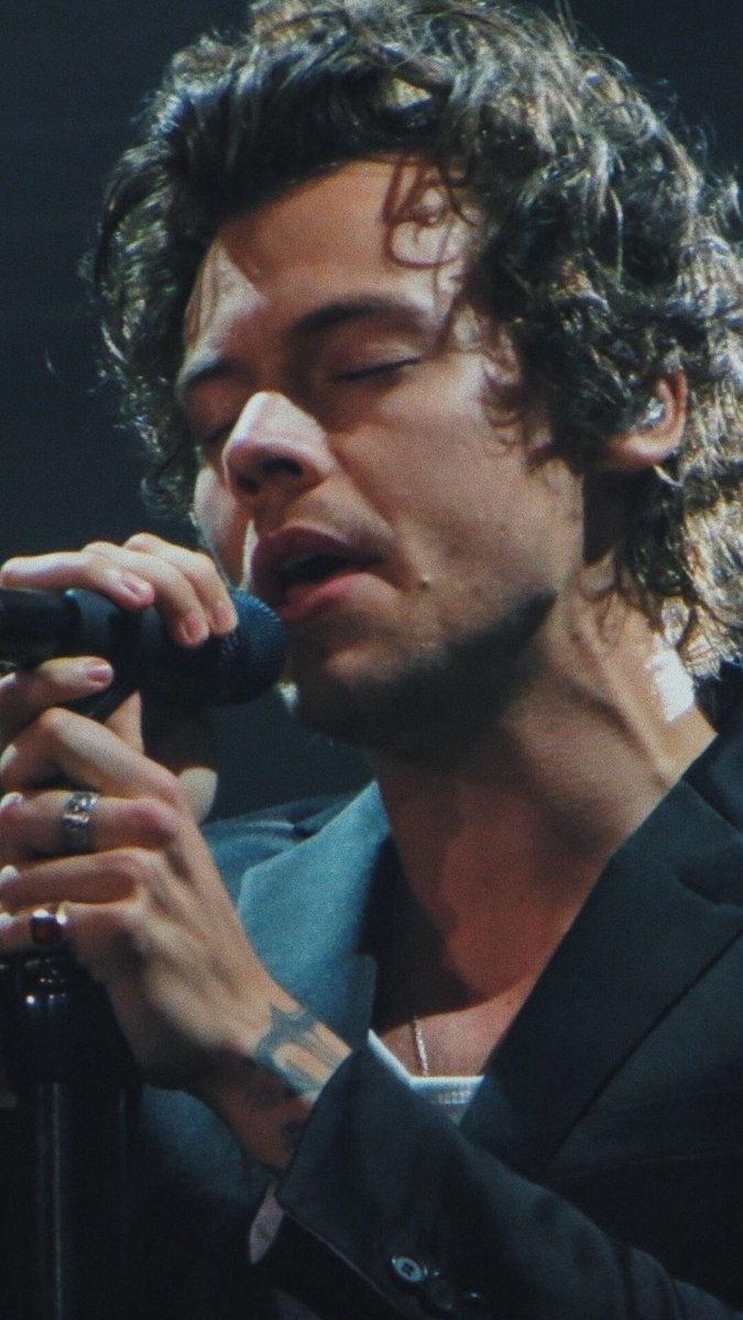 itslwt91's tweet image. •HARRY STYLES LOCKSCREENS•