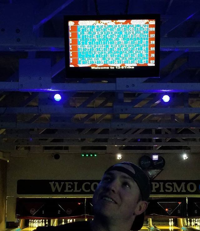 TeamAfman's tweet photo. @jehoward1132 #winnerwinnerchickendinner https://t.co/yPmvfmc8gW https://t.co/VfwJs9Akyb