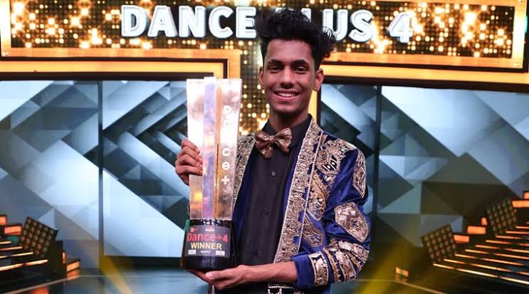 Yuvi_Rajput__'s tweet photo. Congratulations 🎉 for win Dance +4  'Chetan Salunkhe' . 
#DancePlus4 winner 
#DancePlus4Finale 
@punitjpathak https://t.co/hdGj21jUtE