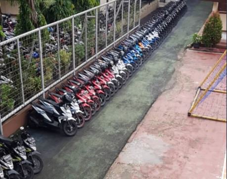 straits_times's tweet image. Tidying up with Slamet: Indonesian security guard sparks joy for organising bikes at parking lot str.sg/obNS