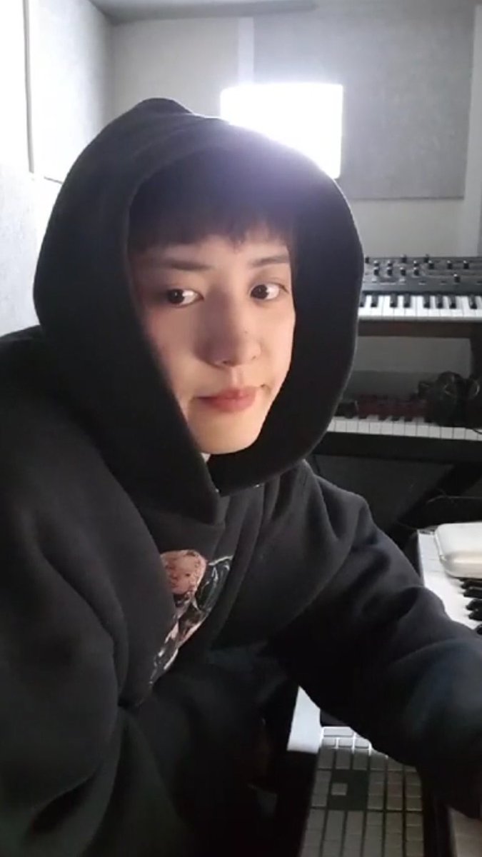 chanyeol tweet media