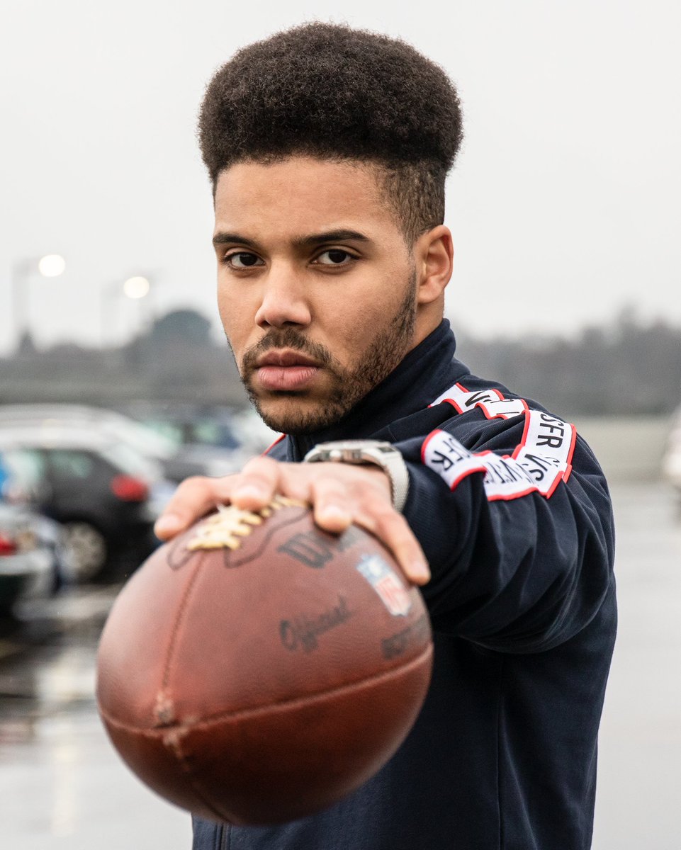 versa_forma's tweet photo. Who’s watching the Super Bowl?
---
#Superbowl #Football #VSFR https://t.co/H9EJMWBiMK