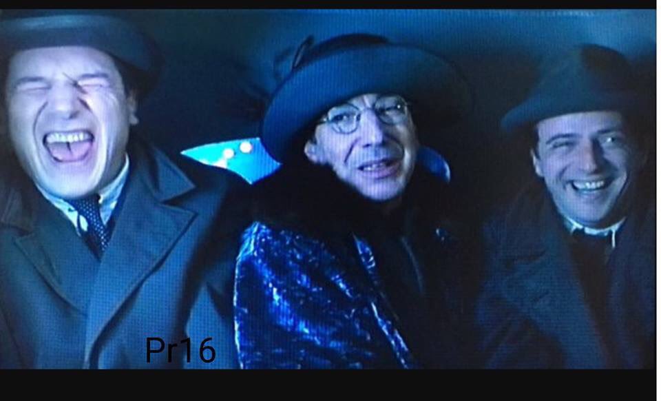General Michael Collins On Twitter The Escape From Lincoln As Depicted In The Neil Jordan Film Michael Collins From 1996 Liam Neeson Collins Alan Rickman De Valera Aidan Quinn Boland Sharing