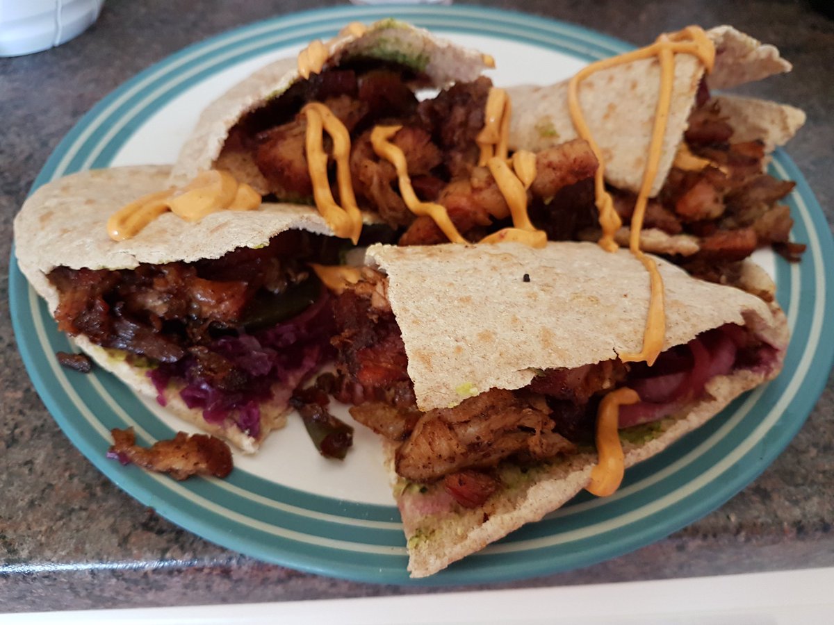 nick241071's tweet photo. Rib meat pittas with red cabbage, homemade yucatan pickles and @GingerBeardsP maple aged pickled cucumber. #ukbbq #gettingpickled #realfood https://t.co/imk9Qu8SiK