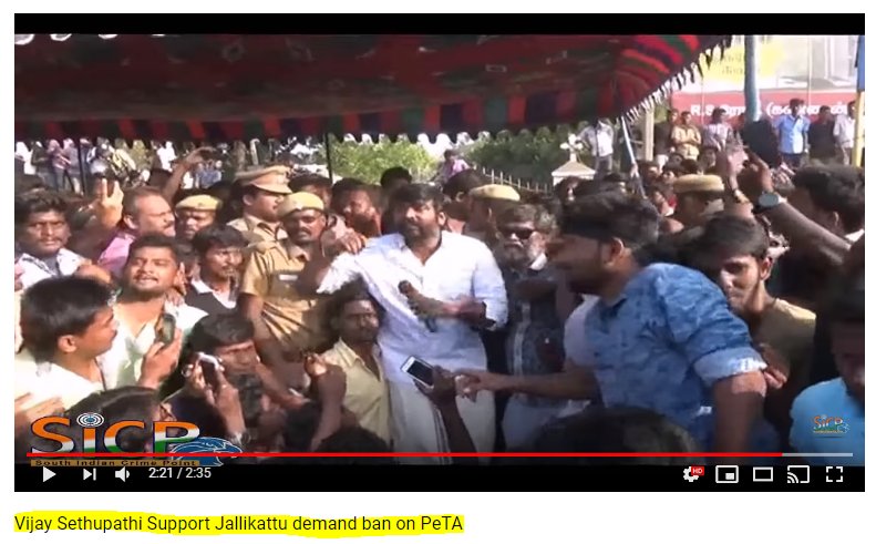 nach1keta's tweet image. Another classic example of #Dumphead #CelebHypocrisy

@VijaySethuOffl when in Tamilnadu, supports Jallikattu Tradition &amp;amp;demand ban on PeTA!
But when in Kerala, he supports Pinarayi's action against Traditions &amp;amp;Belief systems in #Sabrimala!

Why to bother #Hindu sentiments, right?