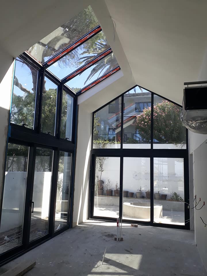 BlueSunCon's tweet image. Aluminium Windows and Doors. 5 year guarantee on workmanship. Call or WhatsApp today for a free quotation. 0772 674 803 / 0719 264 148