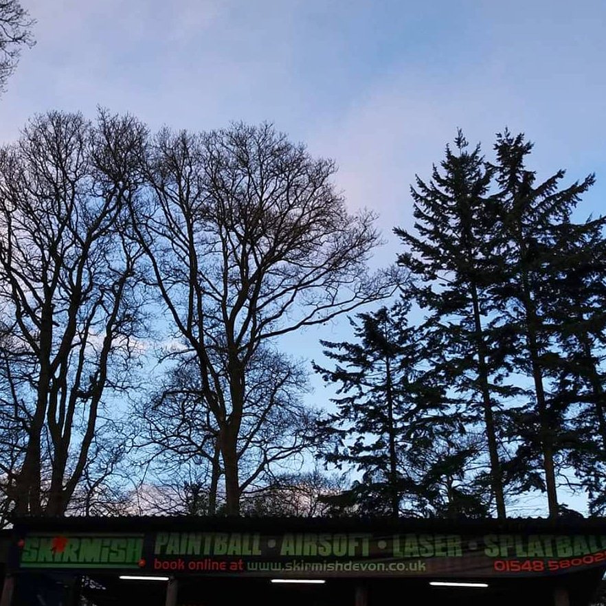 PaintballDevon's tweet photo. Office views #tryingtokeepwarm #woodland #skirmishdevon #exeter https://t.co/GPWmM0StHc