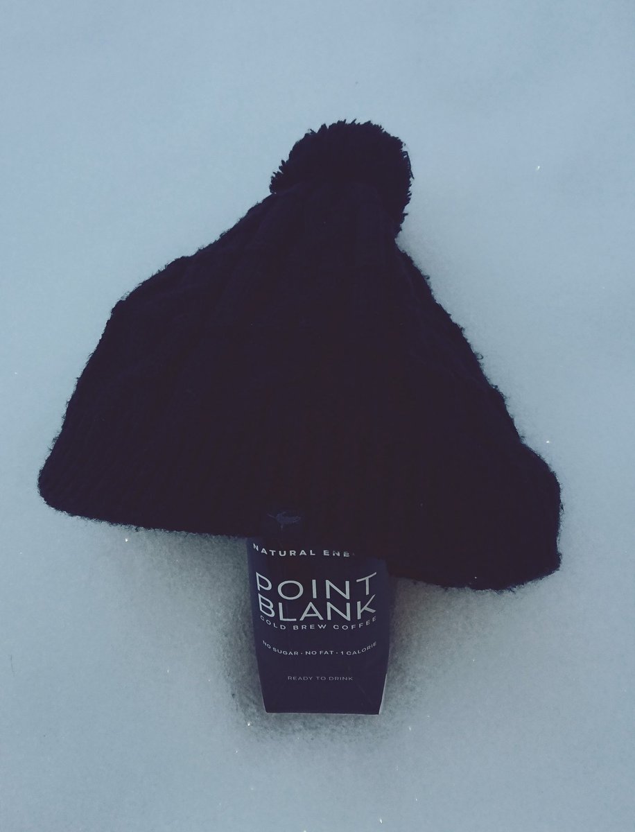 Frosty, snowy, slippy, slidey, -5 degrees run. 6.5km in the frozen wastelands of Chinnor powered by <a href="/PointBlankCB/">PointBlank</a> and <a href="/ChinnorKettles/">Chinnor Kettlebells</a>
#pointblank #coldbrewcoffee #realtraining #naturalenergy #comfortablebeinguncomfortable