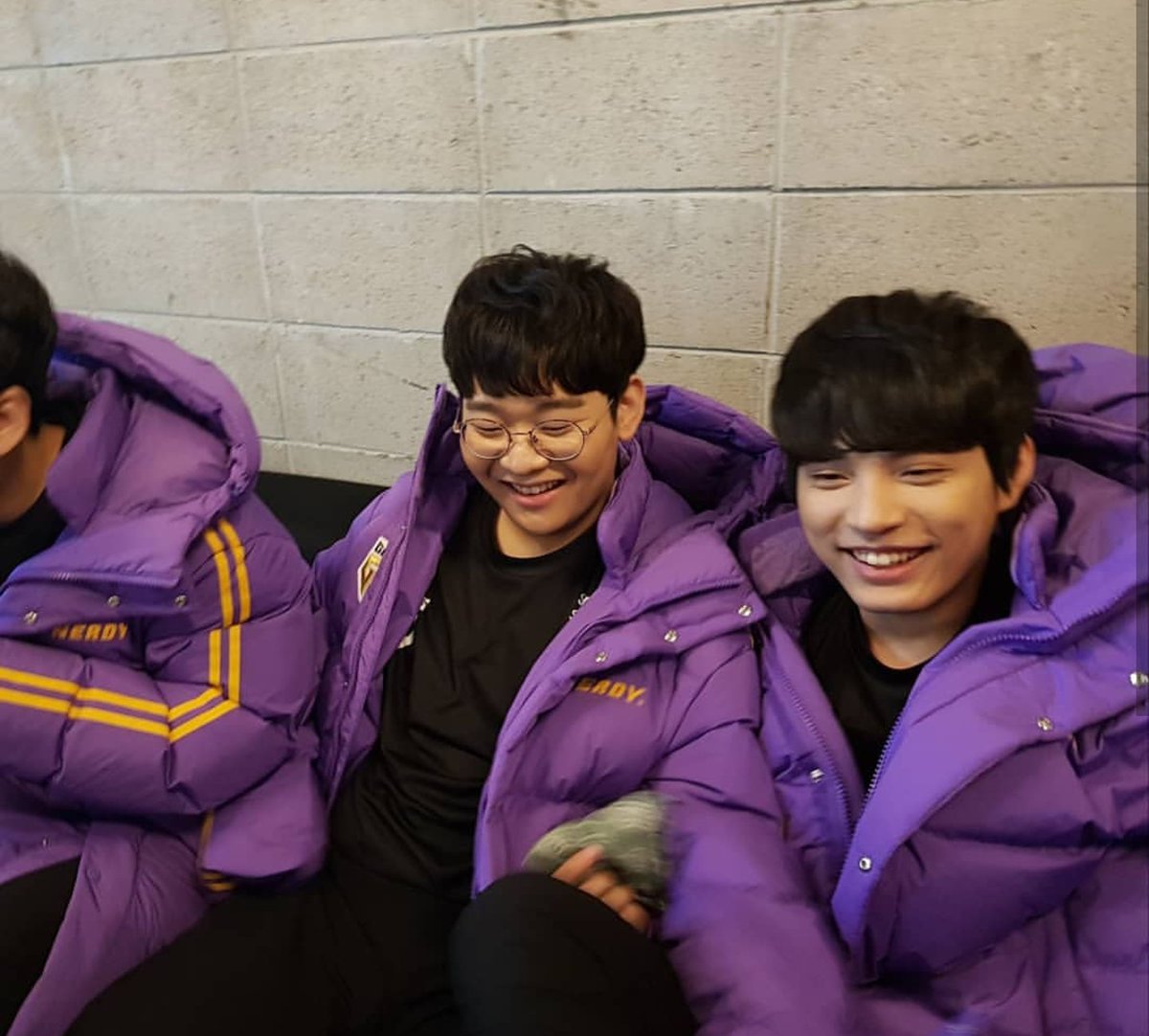 colourlss's tweet photo. #GENGWIN 🌟 https://t.co/AKVNvPWUy7