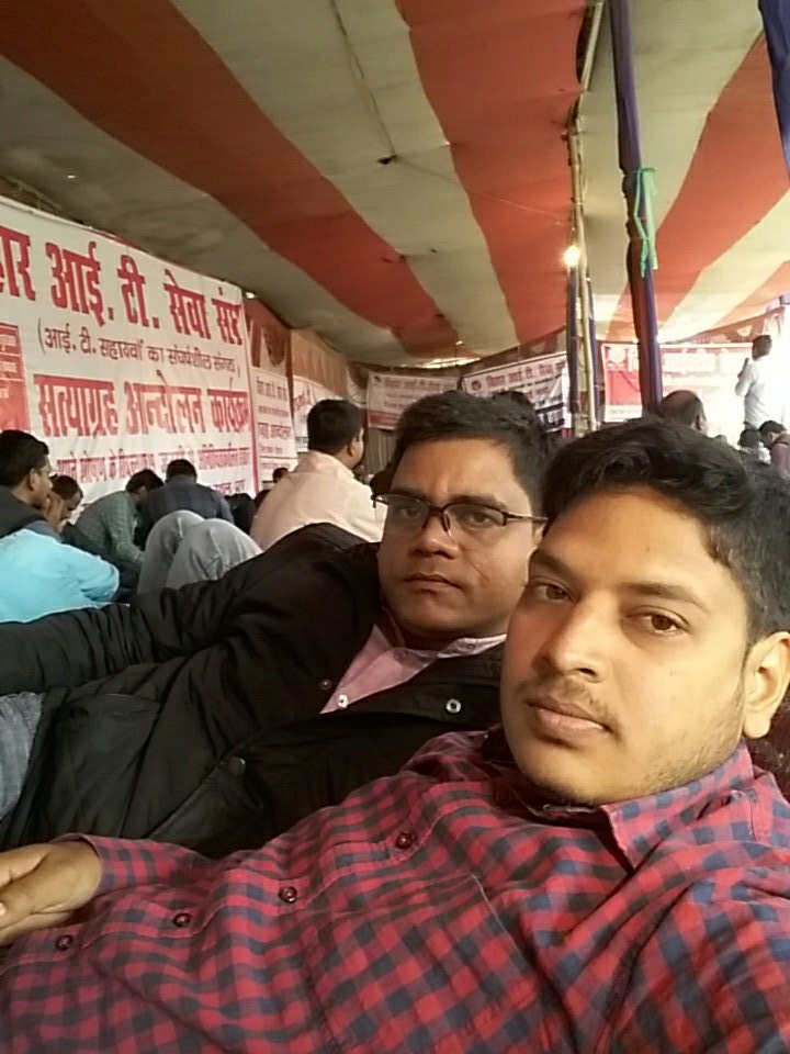Abhishe58817581's tweet photo. बिहार के अंधी , बहरी सरकार के खिलाफ 29.1.2019 से हड़ताल पर है।
हड़ताल पूर्ण रूपेण सफल है।
सभी क्रांतिकारी साथी को ...जय बिटसा https://t.co/fXcULNmver