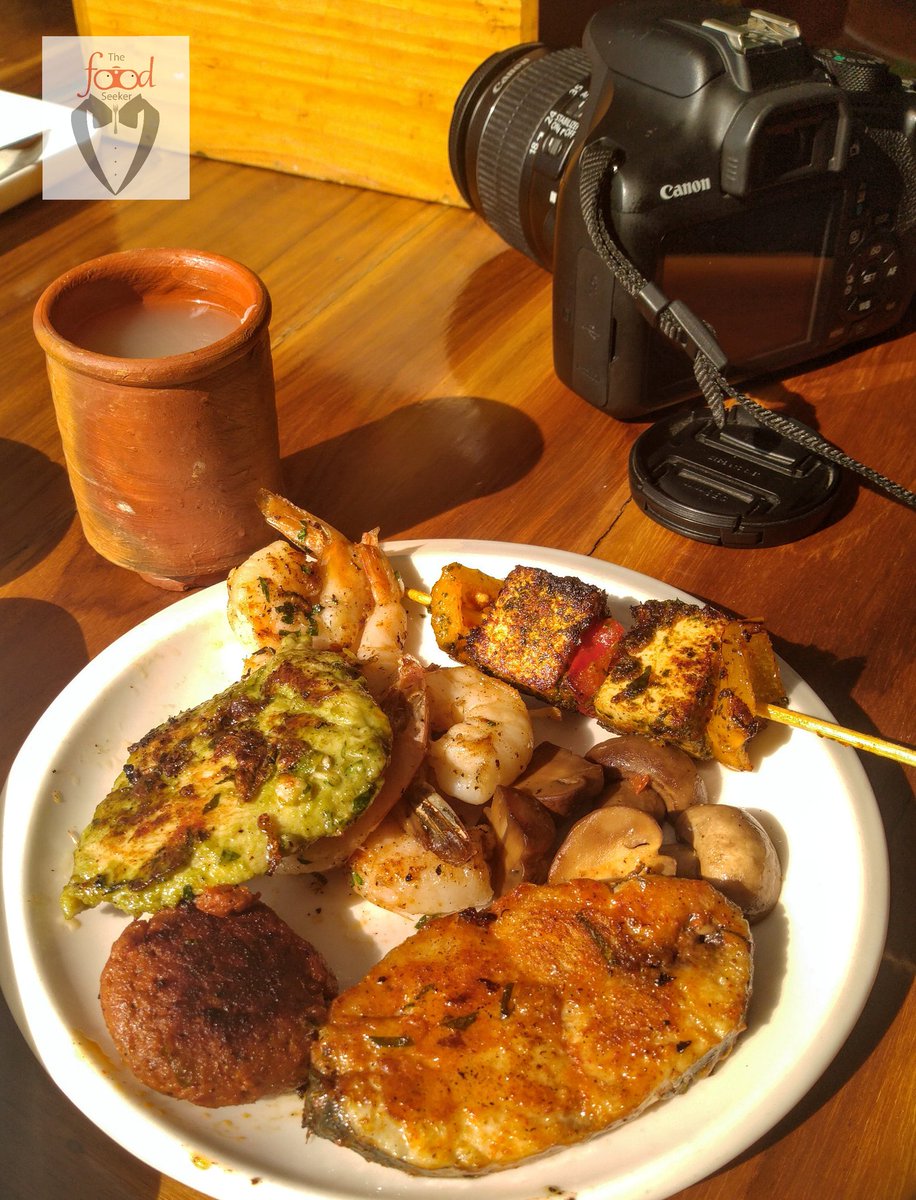 Deck 88 Sunday Brunch

 zoma.to/review/41359843
 #indianfoodbloggers  #indianfood #indianfoodie #sundaybrunch #theastorhotel #TheFoodSeekerJM #kolkata #foodporn #foodislife #delicious #oriental #foodofkolkata  #brunchmenu #blogger