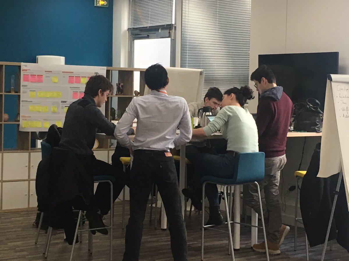 ICDC_officiel's tweet image. [EN DIRECT] - #Hackatext - nuit courte et petits yeux mais dernière ligne droite pour finir le prototypage et préparer son pitch. 1er jury à 13h00 🕐 #Hackatext #TextMining @caissedesdepots