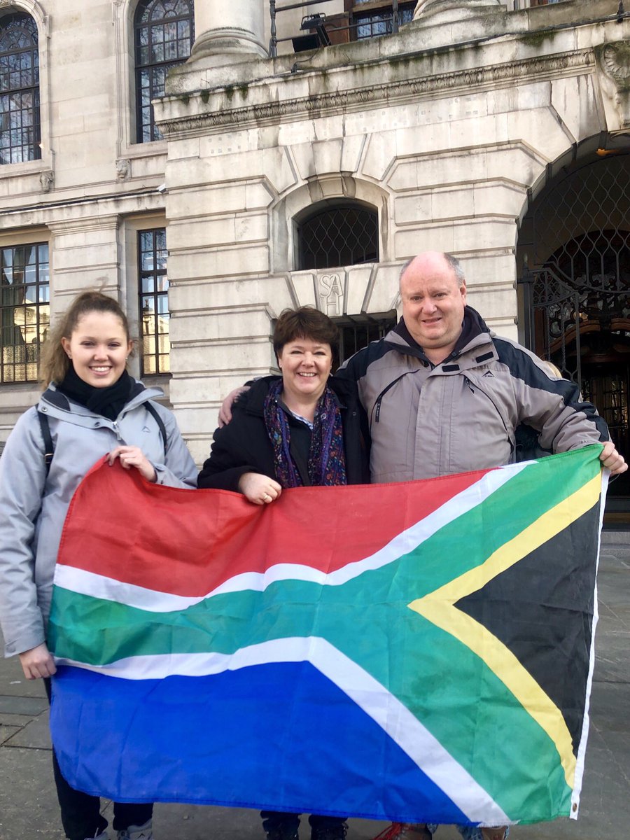 VoteHomeSA's tweet photo. #RegisterToVote There is still time! 

Bring your valid SA Passport AND ID book to your nearest 🇿🇦 foreign mission (https://t.co/6VSmjQYut0) 

Head to https://t.co/kACua36oWH for more info 🌎🇿🇦 https://t.co/MV1M0FsIvn