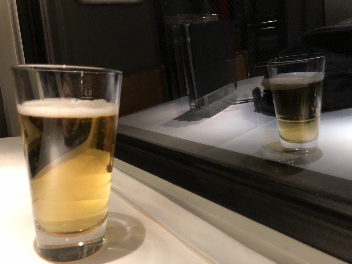 alisonbailliex's tweet photo. Cheers to the wonderful retweeters for #AFracturedWinter @Bloodhoundbooks - from the restaurant car on the train @sibelhodge @OnTheShelfBooks @sarahhardy681 @susanhampson57 @lelbudge @ShaliniBoland @ClaireKreads https://t.co/LCbzgBOBOI