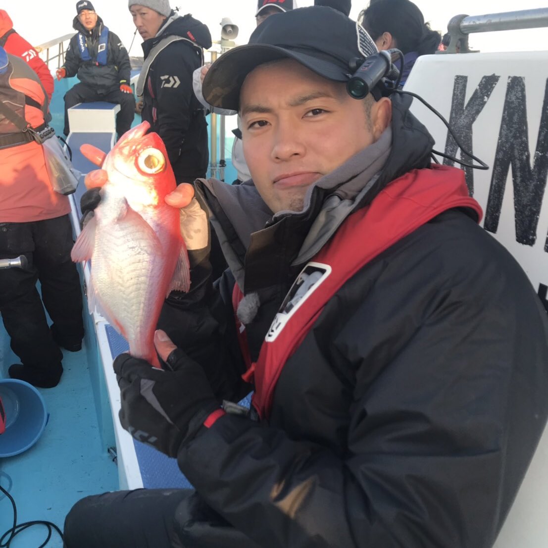 オカダ カズチカ 21時 Bs日テレ 照英 児島玲子の最強 釣りバカ対決 みんな見るべし T Co Jd11laauys