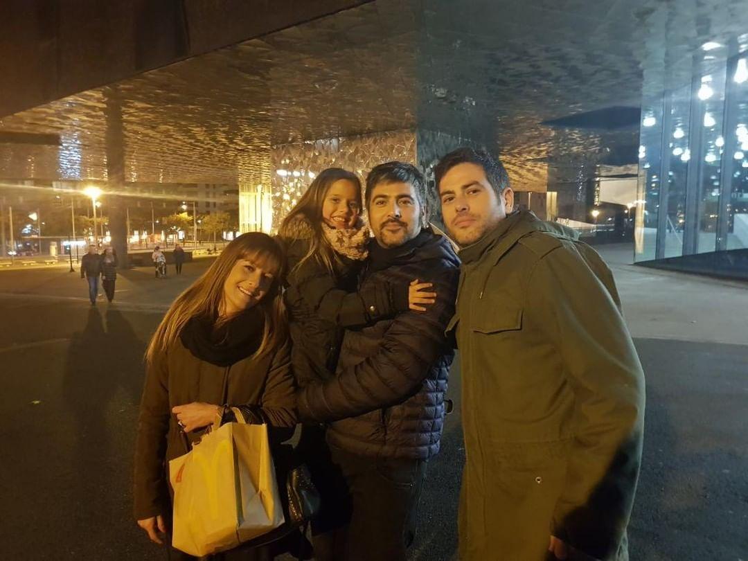 namebon_'s tweet photo. Hola buenos días Barcelona como se echa de menos a @estopaoficial no? Mamá @GarcesGemma  repetimos? https://t.co/ENea9SP9QR