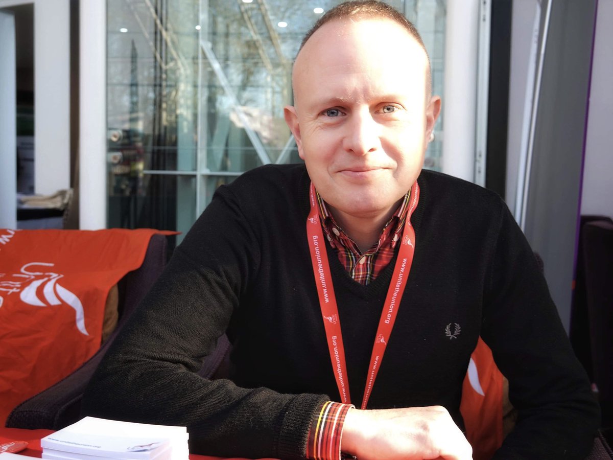 nick_raine's tweet image. There’s no break from union organising. Managed to recruit 5 new @unitetheunion members during a tea break with fellow @UniteEastMids delegates at #EmLab19. Welcome to the union! Thanks to fellow @UnitePolitics delegate @LorraineMannio6 for the photo