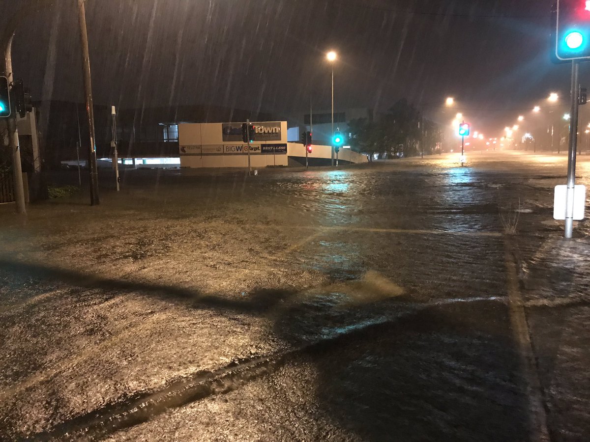 JoshBavas's tweet image. Townsville’s Castletown Shopping Centre. And yes they are waves. @abcnews