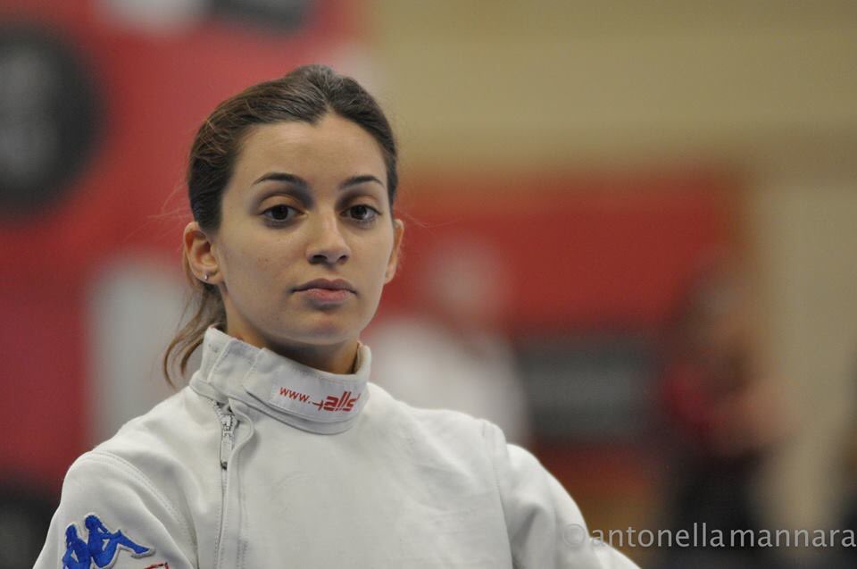 fencingbcn2020's tweet photo. @RossyPuppy (ITA) plata olímpica en Espada Individual Río 2016 y dos veces campeona mundial (2014 y 2015), es una de las tiradoras a seguir en el torneo y firme aspirante a la copa del mundo -
🤺 #fencingbcn2019 - 📸 Antonella Mannara https://t.co/wUl50k1F2f