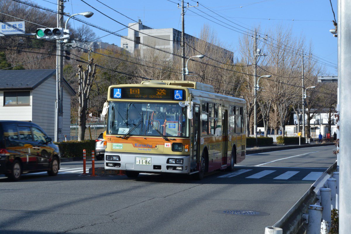 にいさん 21 2 3 多摩美大入試臨時バス 多摩美術大学入試に伴う増発バスが4台運行されました 多摩の車は橋75系統の増発扱いで 平塚の車は直行便扱いで運行されていました 平塚の車と京王バスと並ぶところも撮影しました 神奈中 にいさん 21 2 3 多摩美大入試臨時バス 多摩美術大学入試に伴う増発バスが4台運行されました 多摩の車は橋75系統の増発扱いで 平塚の車は直行便扱いで運行されていました 平塚の車と京王バスと並ぶところも撮影しました 神奈中