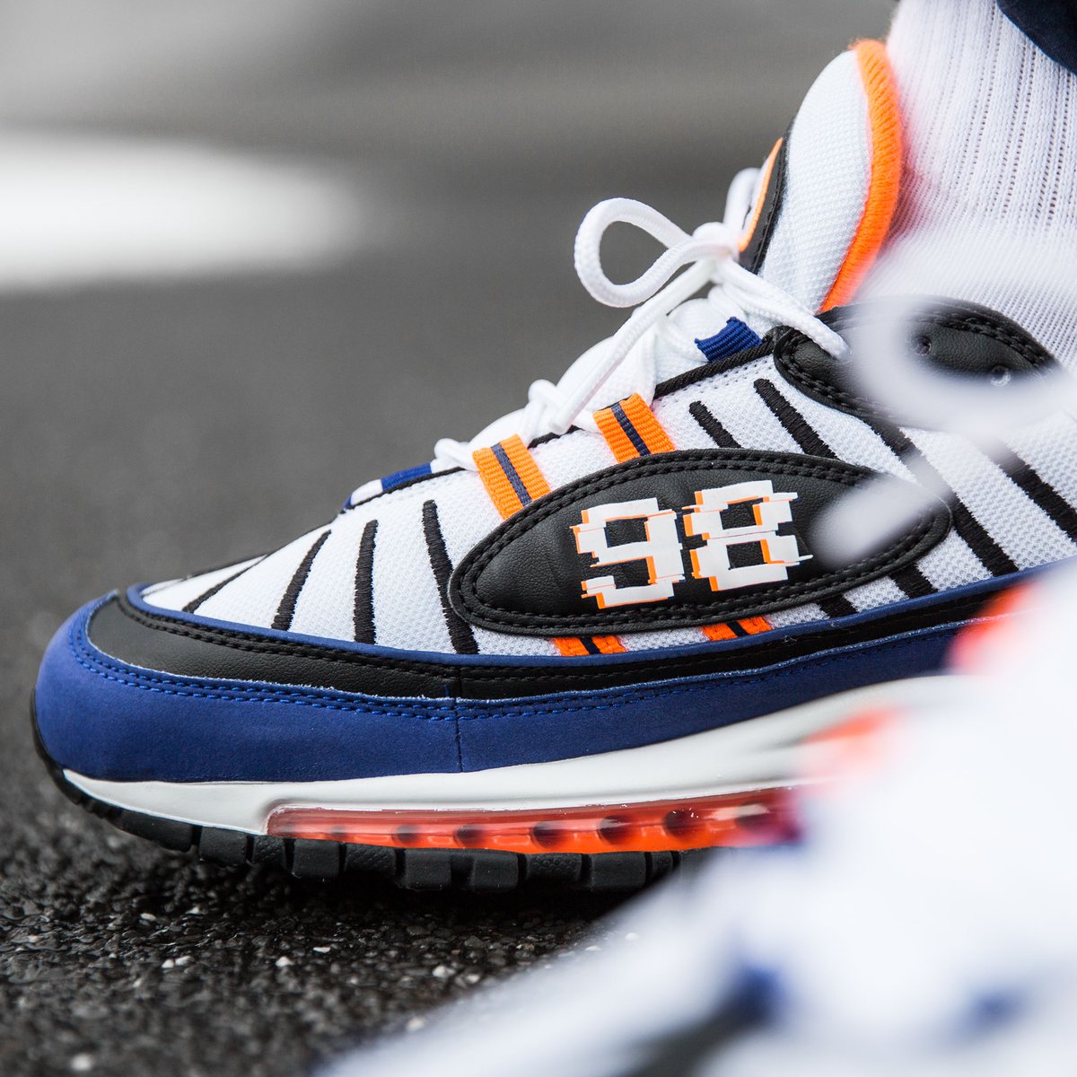 nike air max 98 white deep royal blue