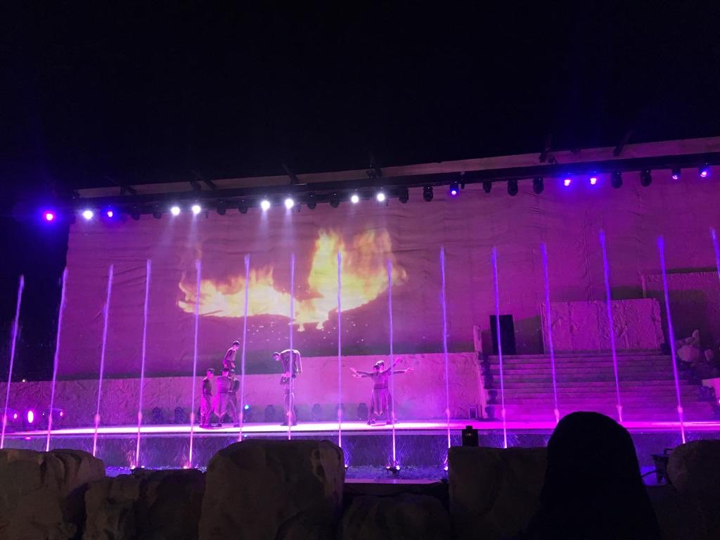 SPAINinKSA's tweet photo. Hoy se clausura el Falcon Festival 2019. Artistas saudíes y españoles trabajan para celebrar la riqueza cultural del Reino con un gran espectáculo de circo, luz y sonido. 🇪🇸🇸🇦 https://t.co/mb96okqlP7