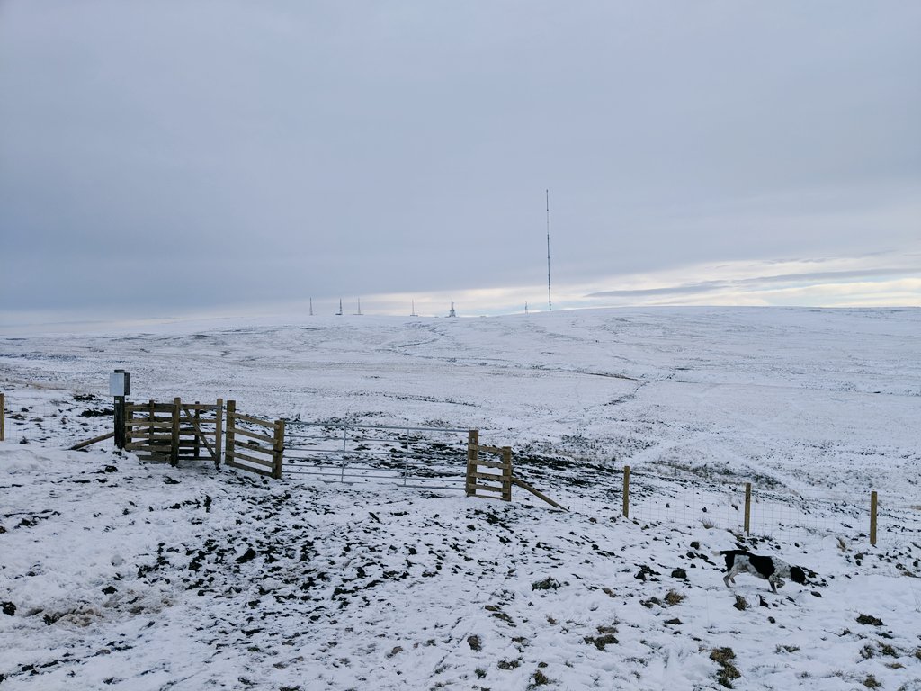 smee_tim's tweet photo. @inov_8 #winterhill https://t.co/v61DXjyXiN