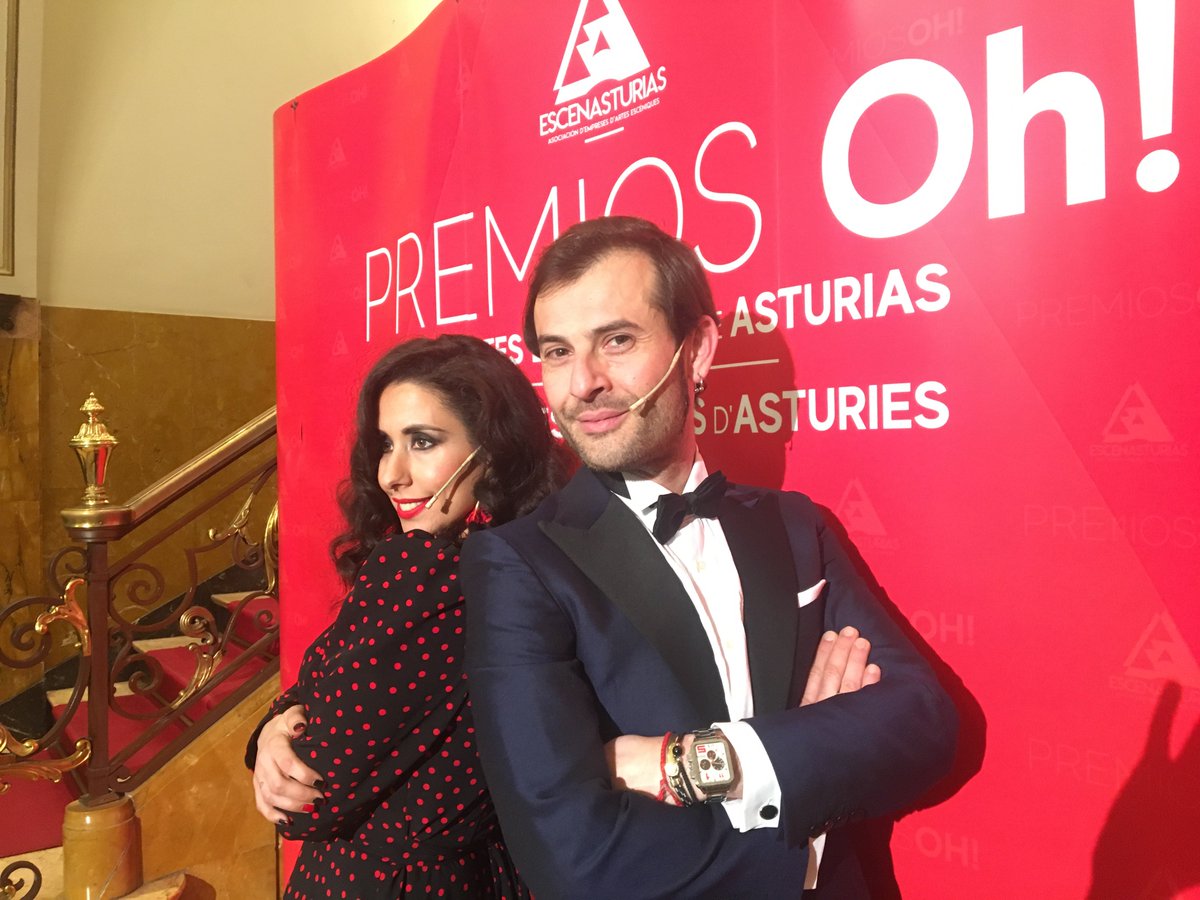 OhPremios's tweet photo. ¿Pensabais que esto se había acabado...? 😇 No, no y no... 😀 Porque los #PremiosOh dan para mucho y así nos lo cuentan los servicios informativos de Radiotelevisión del Principado de Asturias 🤗 ¡Gracias!

#EscenAsturias

Pincha aquí 👇👇👇
https://t.co/zDkz2smMb2 https://t.co/0a21HDKtBS