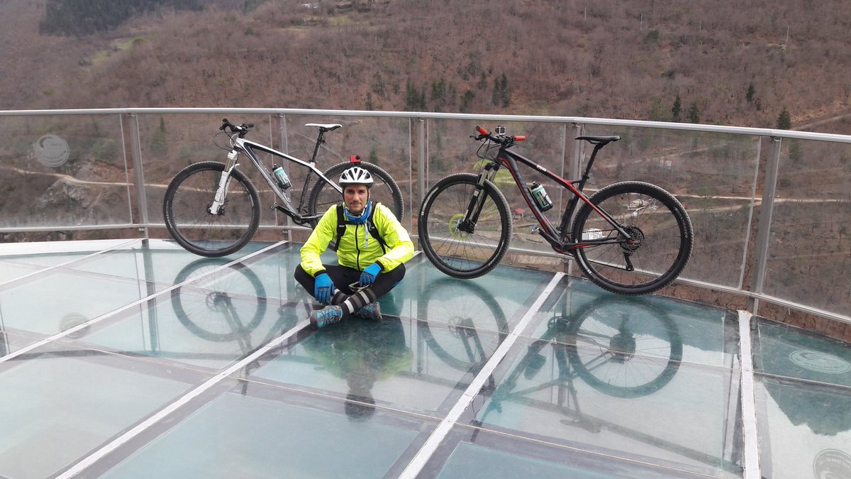 rizburg's tweet photo. #artvin #kafkasor #hatila #cycling https://t.co/gie0FMXpAi