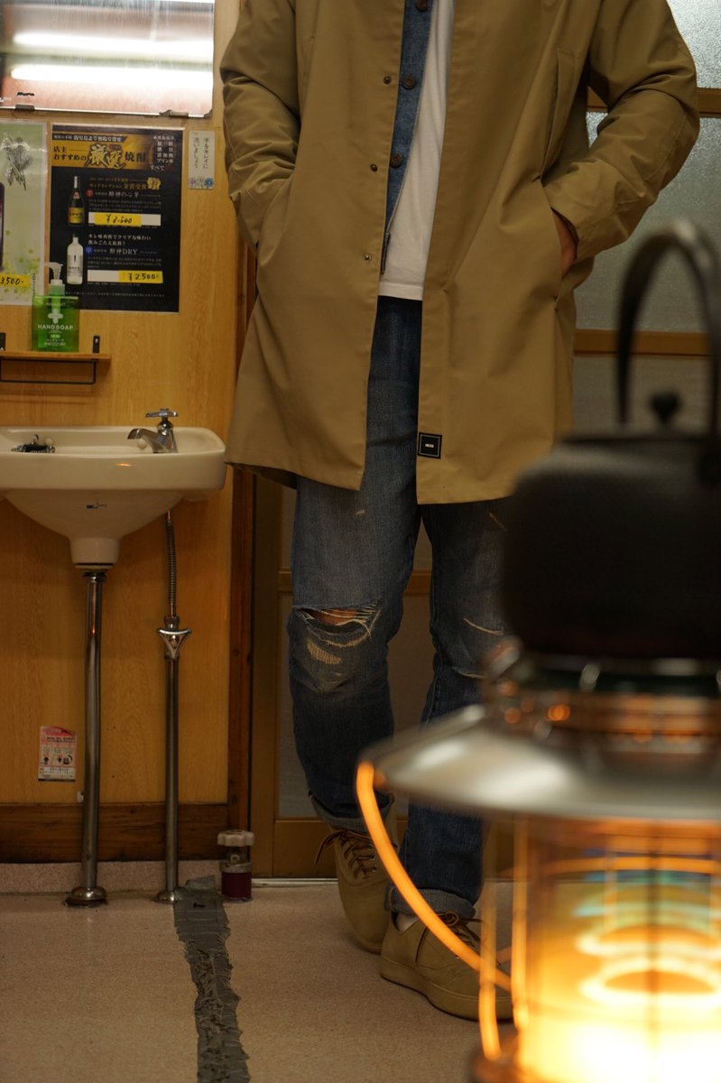 FOLKJOE1's tweet photo. 老舗ジンギスカン!!!
美味い!!!
FOLKJOEマガジン
vol.010
『My favorite meat』
https://t.co/l8BWhb20qR
#岩手
#iwate
#花巻市
#hanamaki
#ジンギスカン
#みやかわ
#羊肉
#ラム
#folkjoe
#nonnative
#nexd
#vネックtシャツ
#ジージャンコーデ https://t.co/aQ8pPImzH2