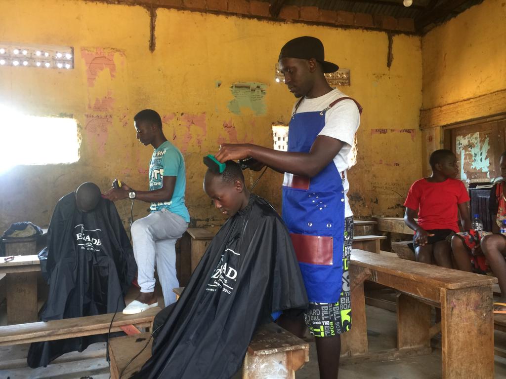 St_Nellysade's tweet photo. What a beautiful way to start the new month 😊 S/o to my team, today has been amazing at St. Noah Mawaggali in Mukono. These awesome Pupils will be neat and ready for the new term tomorrow.
#BuildOutFoundation
#WeFlourish ✂ https://t.co/ayD5jioIjx