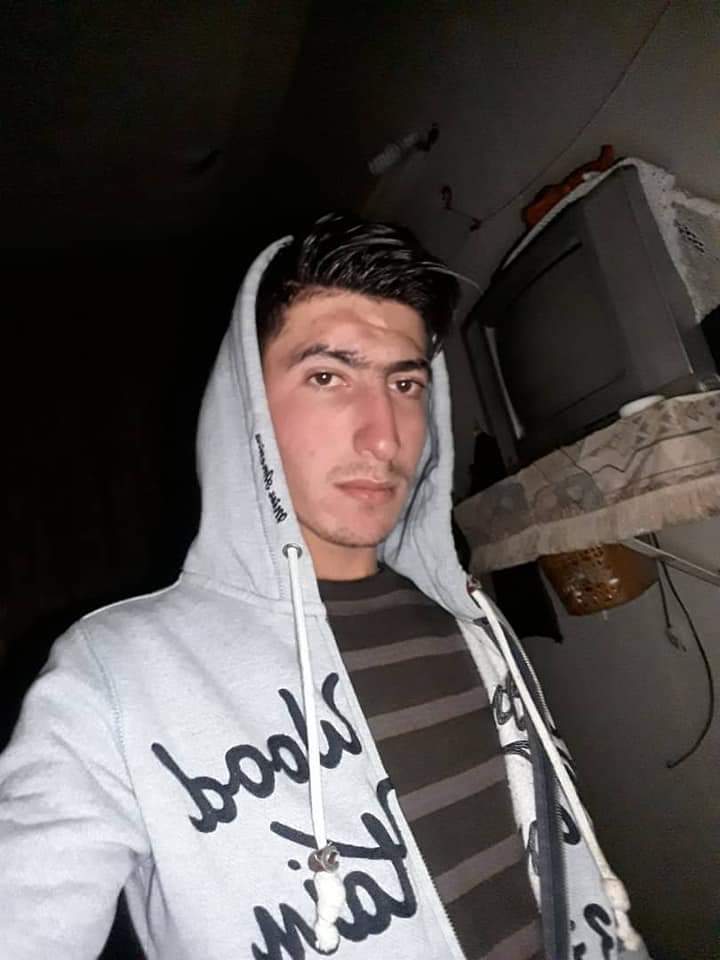 SyriaCivilDef's tweet photo. Tow men Hussein al-Qatish & Mukhles al-'Owaj were killed, & many civilians were injured, after an artillery shelling by the regime forces targeted #Alteh town in #Idlib’s eastern countryside. The shelling also targeted Jirjnaz and Al-Rifa towns, without causing casualties. https://t.co/XFTND4BhoH