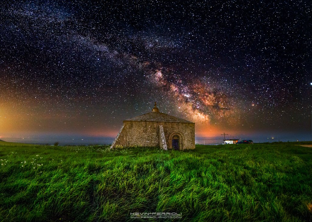 maiz_julio's tweet photo. . Milky Way over Jurassic coast #Dorset UK. Photo by @Kevin_Ferrioli #milkyway, #photography #landscape #astrophotography #Nightsky https://t.co/Ui3CQBOMgw