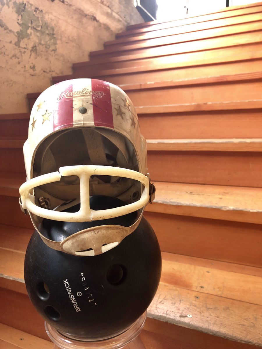 Put the “bowl” in Super Bowl at our KingPins viewing party. We’ll have bowling for $1.49/game, unlimited arcade play for $9.99, and drink specials all day!