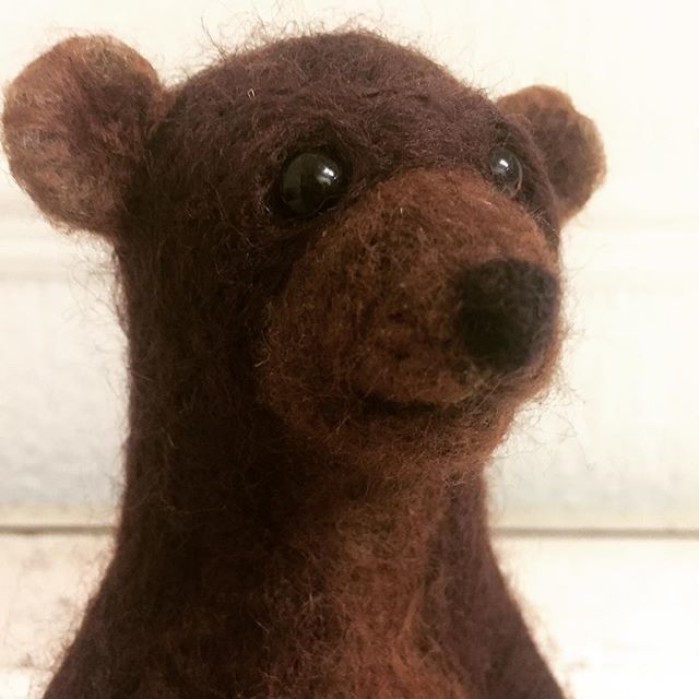MRowaichi's tweet photo. I’ve come to life now I have eyes to see #grizzlybear #needlefeltersofinstagram #needlefelting #needlefeltedanimal #fibreartist #handmadeart #theeyesarethewindowtothesoul https://t.co/1ti0nQhGXm https://t.co/03TVIU47Um