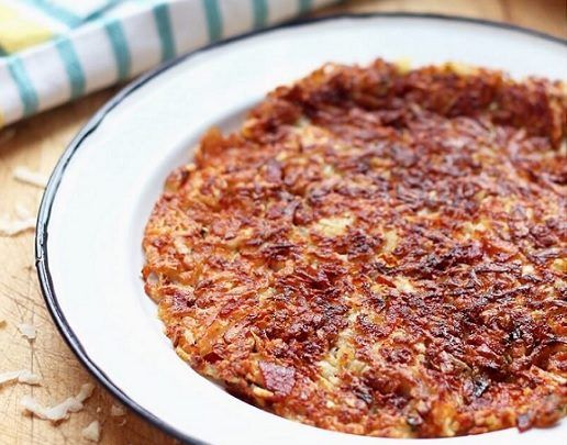 keto4beginners's tweet photo. A crispy, Low Carb Celery Root, Bacon &amp; Parmesan Rosti made from shredded celery root, bacon, parsley, &amp; Parmesan cheese. It's low carb, keto &amp; atkins friendly! 
.
.
.
https://t.co/FoHiDPIyeG #recipe #healthysweettooth #healthylifestyle #healthylifestyle #fitness #healthyfood https://t.co/YmYCmTAZS5