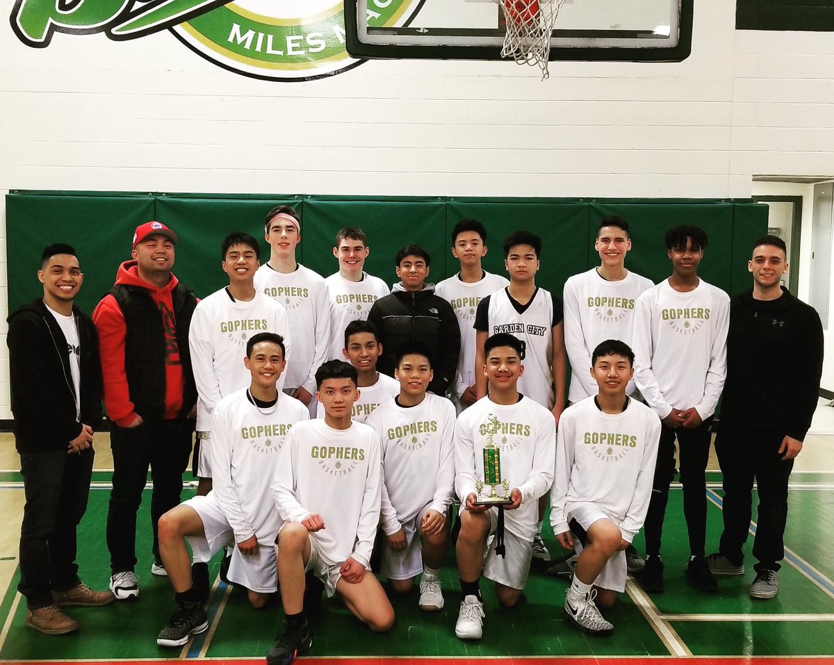 TeacherAndrade's tweet photo. Big congratulations to our @GC_Gophers Grade 9 boys basketball team on their championship win at the Miles Mac Tournament. Great performances from all of our players. Go Gophers! @basketballmb https://t.co/5WeveEeeaF