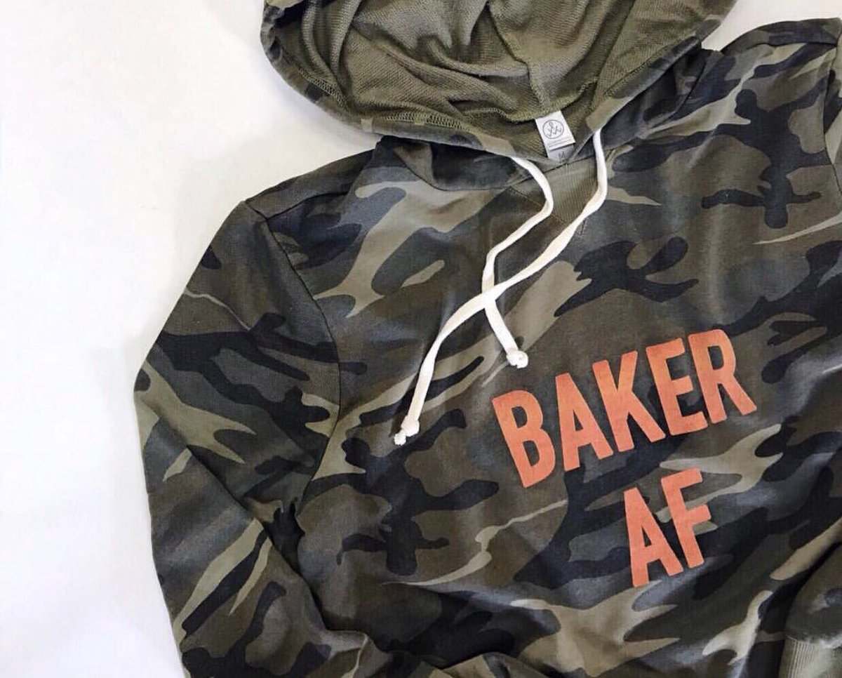 emilyroggenburk's tweet image. The Big Game calls for a giveaway! Giving away a $50 gift card to EmilyRoggenburk.com RT to enter...And enjoy this gorgeous weather today!!! 😎😎😎